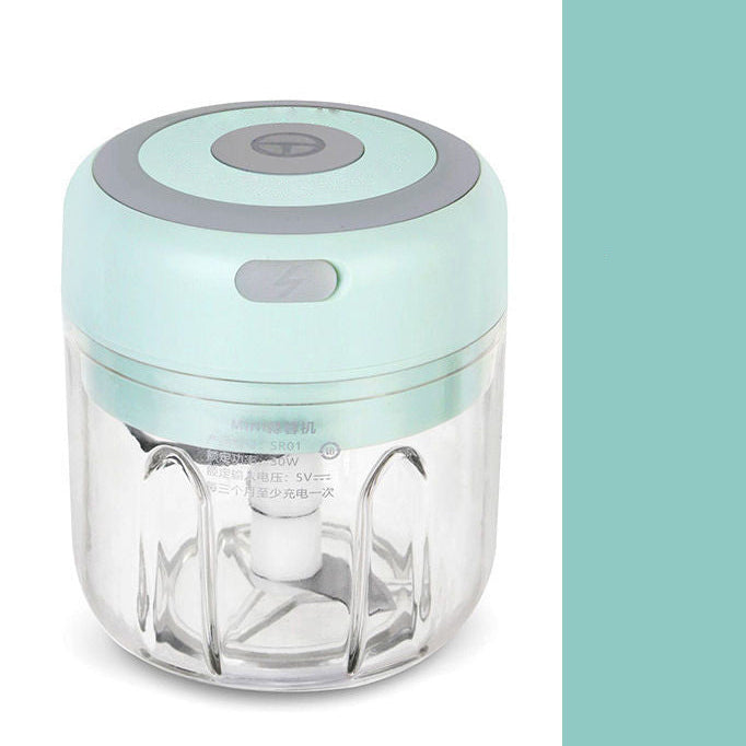 Compact electric vegetable chopper for everyday cooking